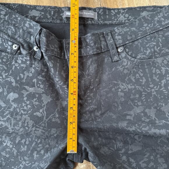 Levis Womens Jeans 524 Too Superlow Splatter Print Black Stretch 13 CW2813 - Picture 5 of 9